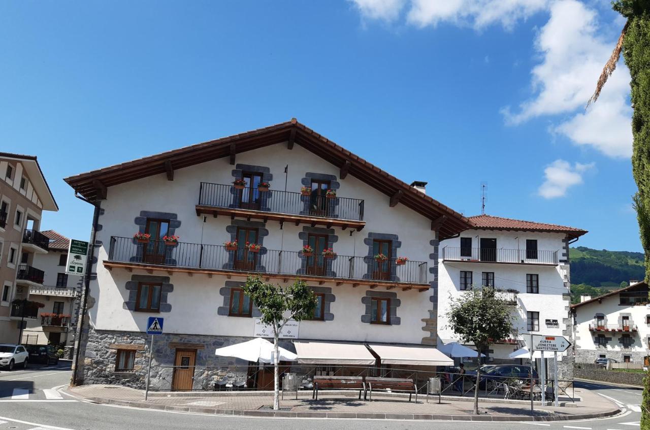 Hostal-Cicloturismo Lopenea Leitza  Εξωτερικό φωτογραφία